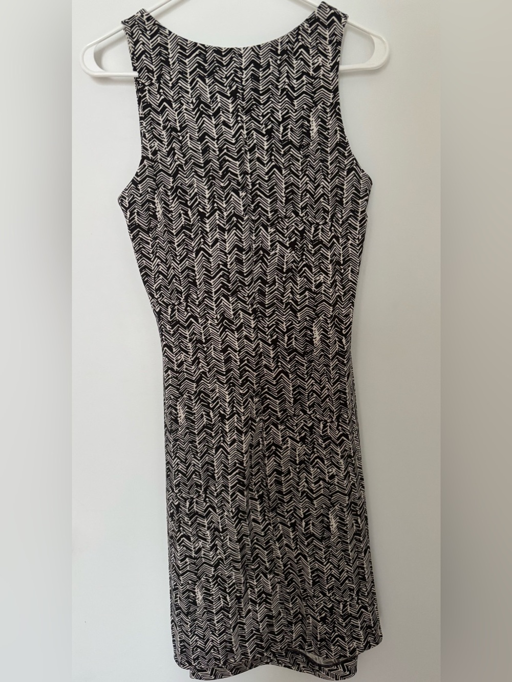 Mango Black and White Chevron Dress - Size Medium - Picture 2 of 5